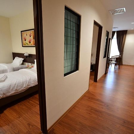 906 Riverside Hotel Malacca Eksteriør bilde