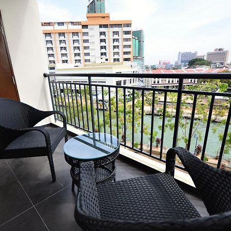 906 Riverside Hotel Malacca Eksteriør bilde