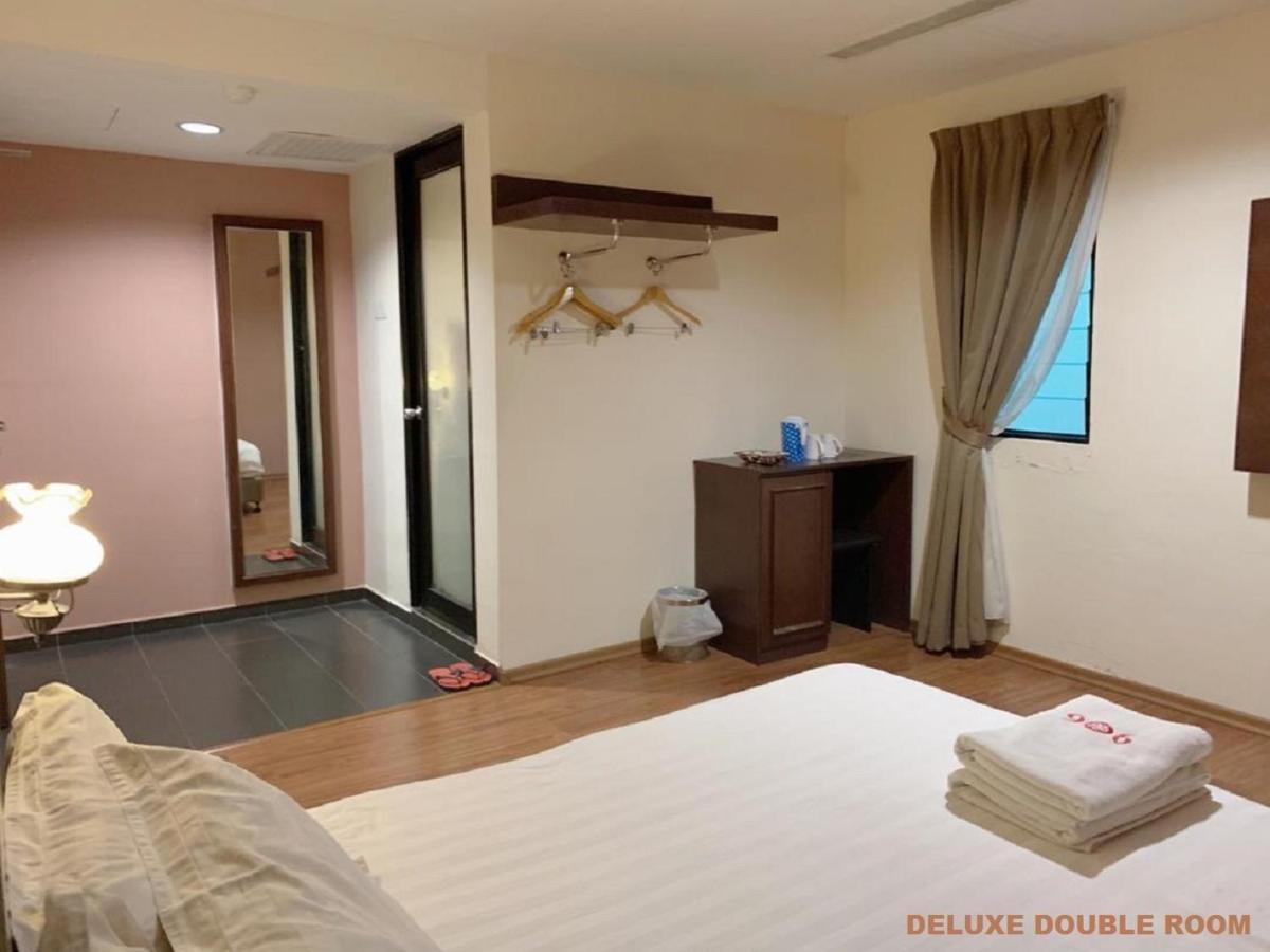 906 Riverside Hotel Malacca Eksteriør bilde