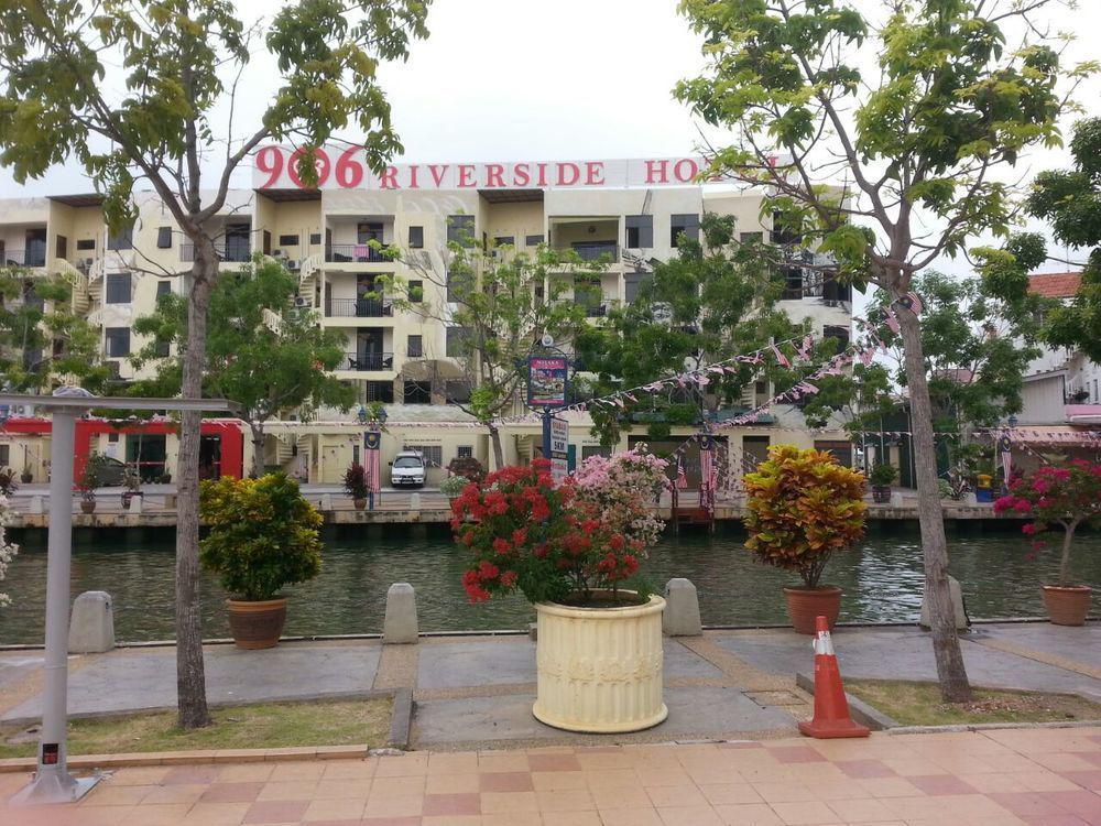 906 Riverside Hotel Malacca Eksteriør bilde